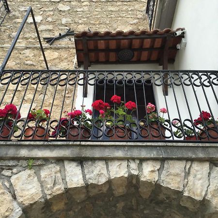Casa Sarlo Aparthotel Petina Luaran gambar