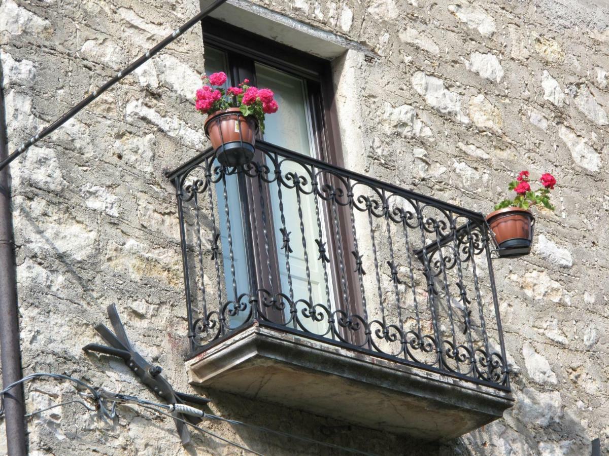 Casa Sarlo Aparthotel Petina Luaran gambar