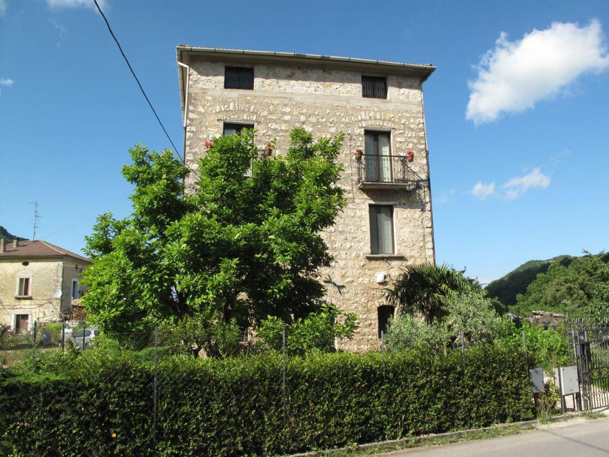 Casa Sarlo Aparthotel Petina Luaran gambar