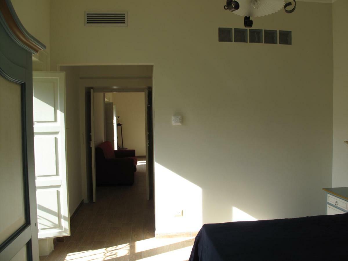 Casa Sarlo Aparthotel Petina Luaran gambar