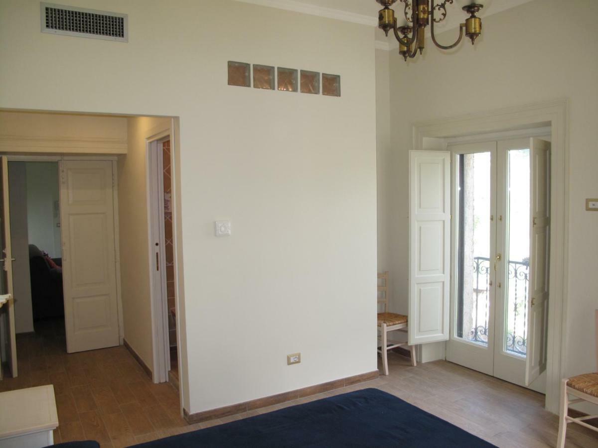 Casa Sarlo Aparthotel Petina Luaran gambar
