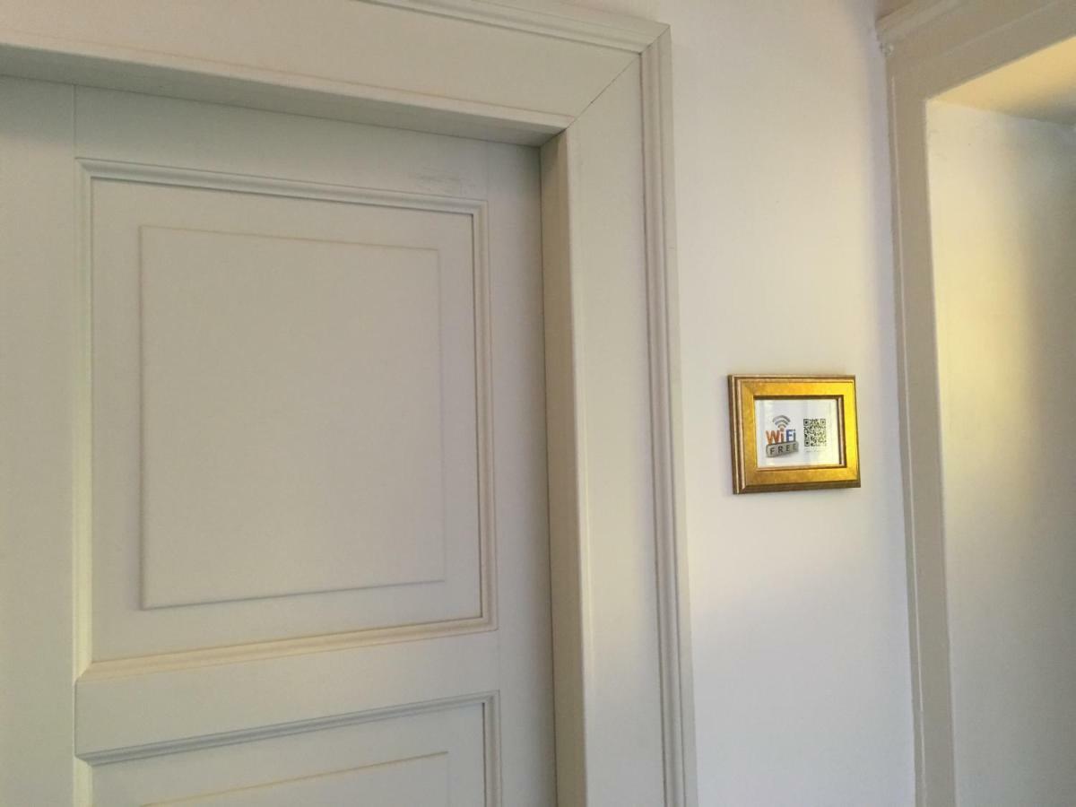 Casa Sarlo Aparthotel Petina Luaran gambar