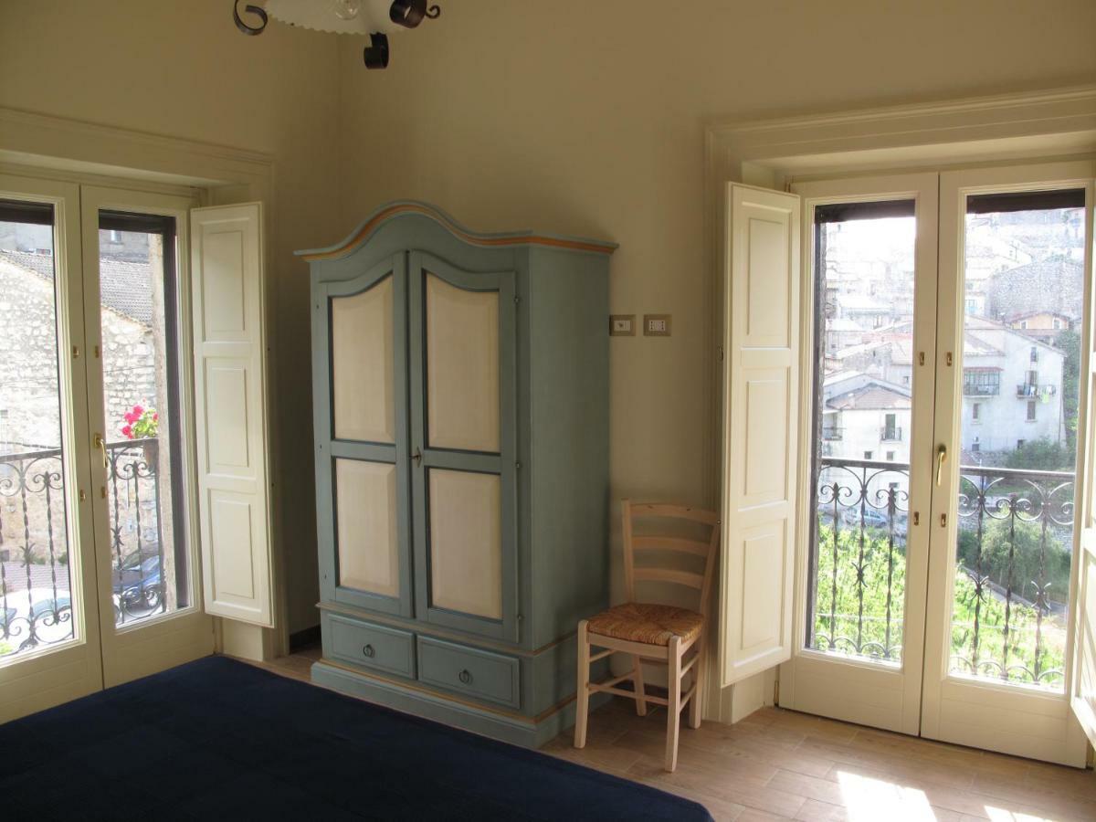 Casa Sarlo Aparthotel Petina Luaran gambar