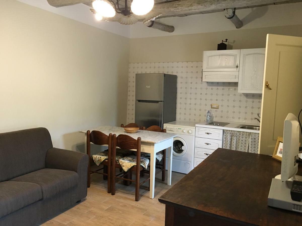 Casa Sarlo Aparthotel Petina Luaran gambar
