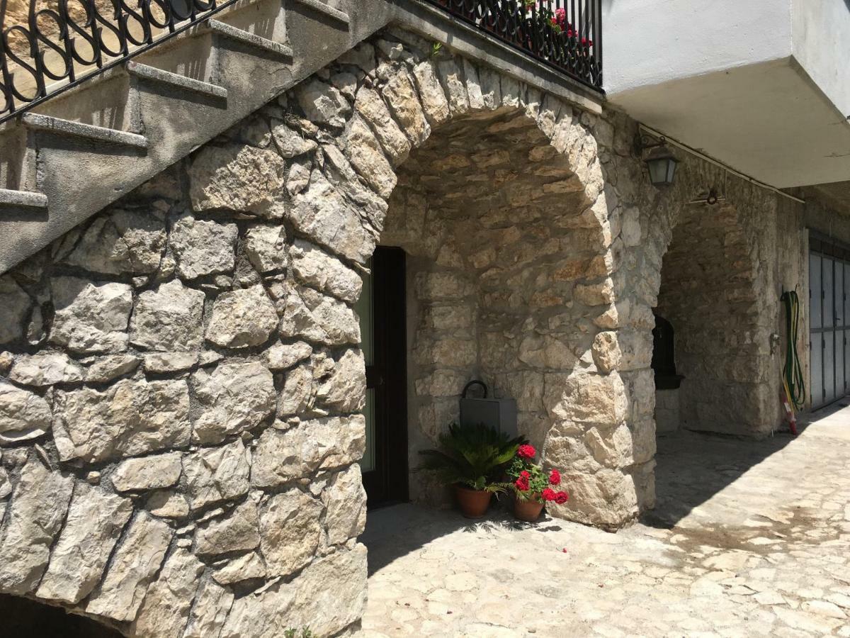 Casa Sarlo Aparthotel Petina Luaran gambar
