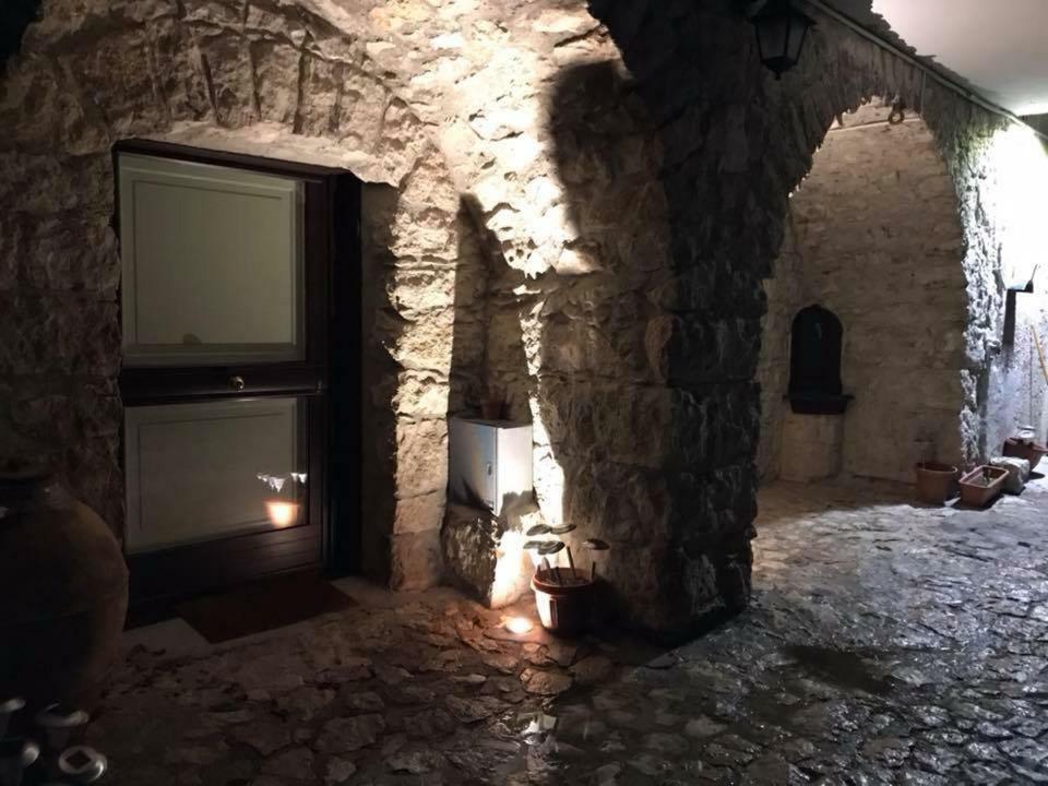 Casa Sarlo Aparthotel Petina Luaran gambar